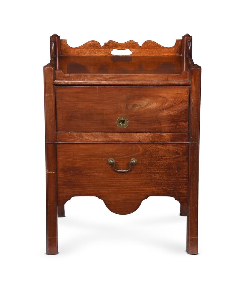 A PAIR OF GEORGE III MAHOGANY BEDSIDE COMMODES, THIRD QUARTER 18TH CENTURY - Image 5 of 9