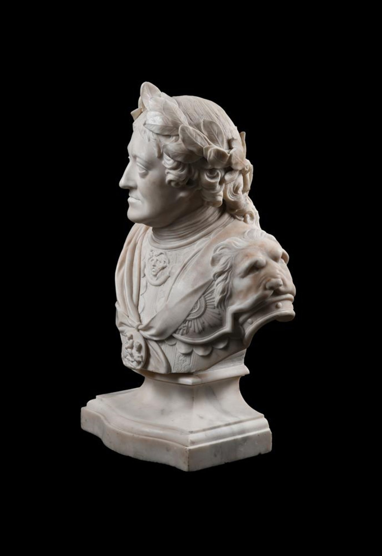 AFTER MICHAEL RYSBRACK (1693-1770) A CARVED MARBLE BUST OF KING GEORGE II (1638-1760) - Image 3 of 6