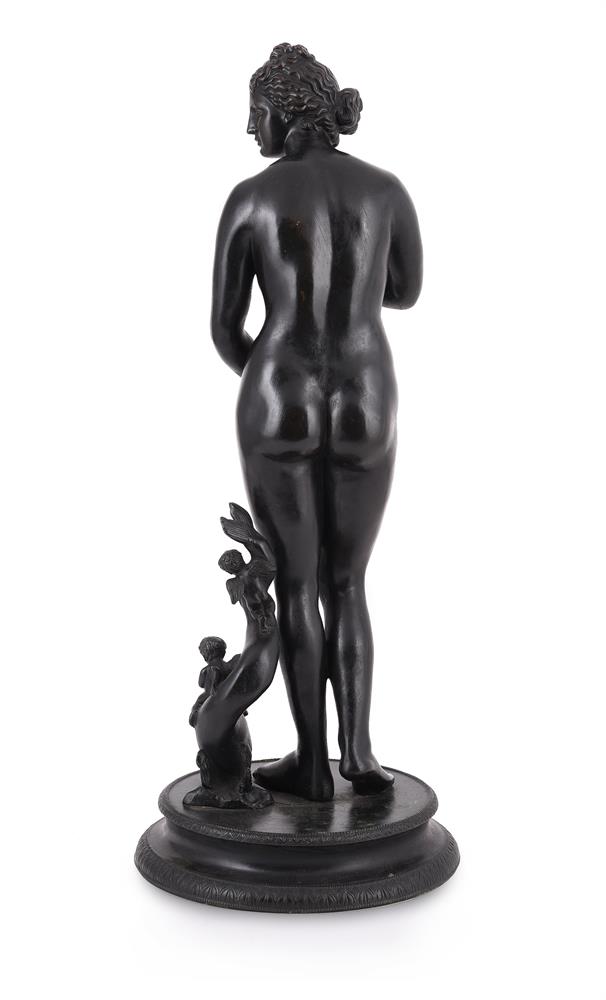 AFTER THE ANTIQUE, A LARGE BRONZE FIGURE OF THE VENUS DE' MEDICI, ITALIAN OR FRENCH, 19TH CENTURY - Image 2 of 4