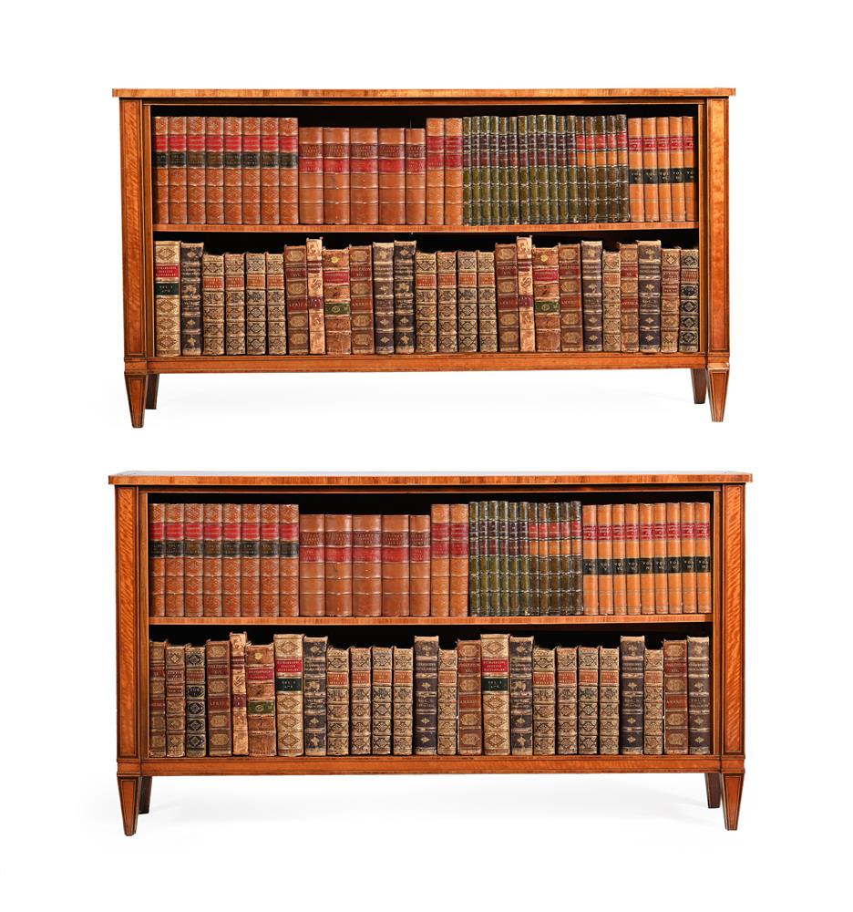 Y A PAIR OF ROSEWOOD AND SATINWOOD INLAID LOW BOOKCASES, CIRCA 1820 AND LATER - Image 2 of 9