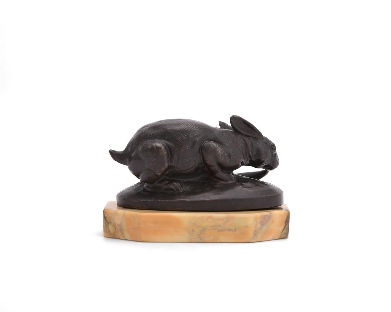 MAURICE FRECOURT (FRENCH, LATE 19TH/EARLY 20TH CENTURY), A SPELTER MODEL OF TWO RABBITS - Image 5 of 8