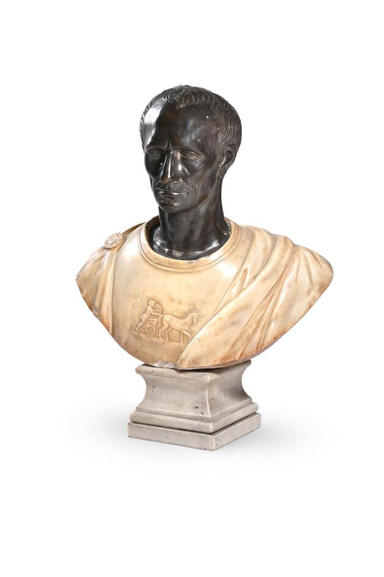 AFTER THE ANTIQUE, A 'GRAND TOUR' BRONZE AND WHITE MARBLE BUST OF JULIUS CAESAR, LATE 18TH CENTURY - Bild 2 aus 2