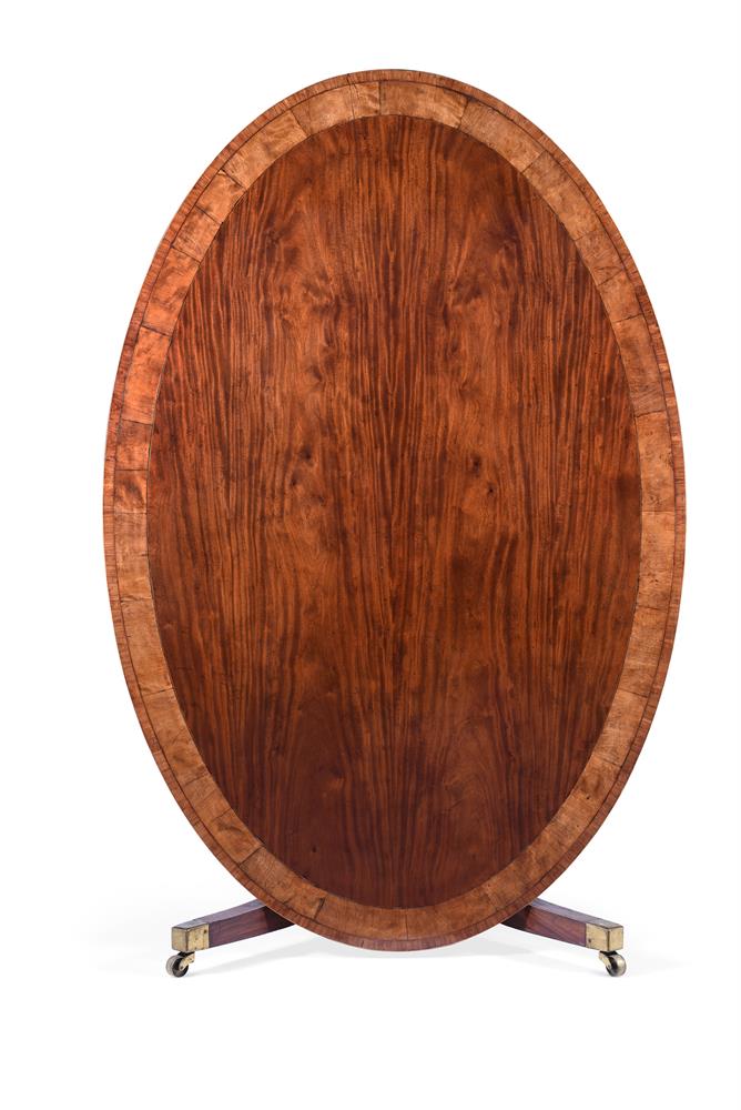 Y A GEORGE III MAHOGANY, SATINWOOD AND TULIPWOOD BANDED OVAL BREAKFAST TABLE, CIRCA 1800 - Image 2 of 3