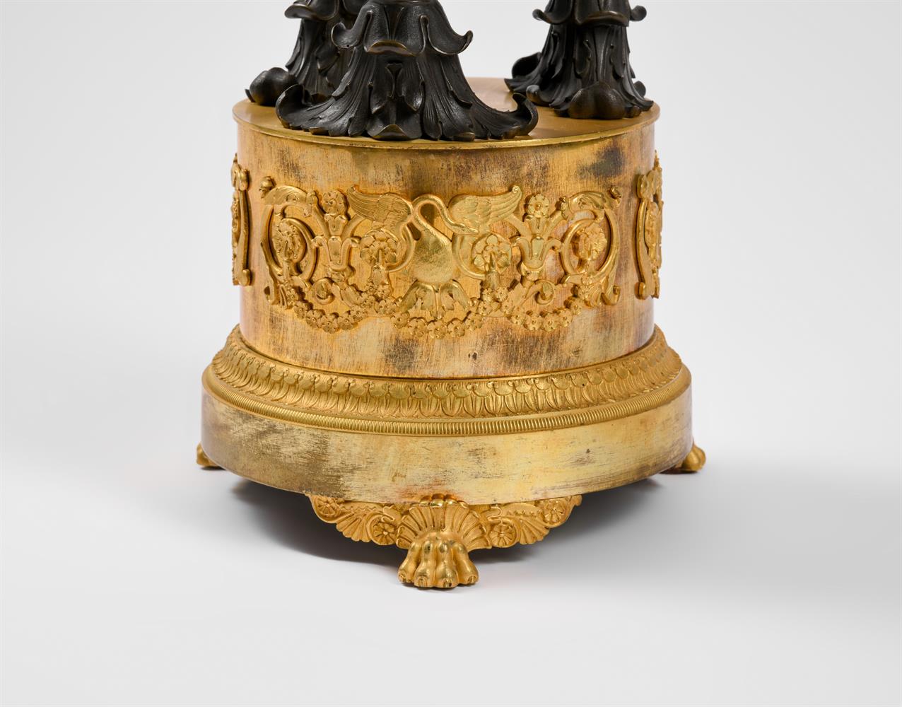 A FRENCH PATINATED AND GILT BRONZE TABLE CENTREPIECE, MID 19TH CENTURY - Image 6 of 7