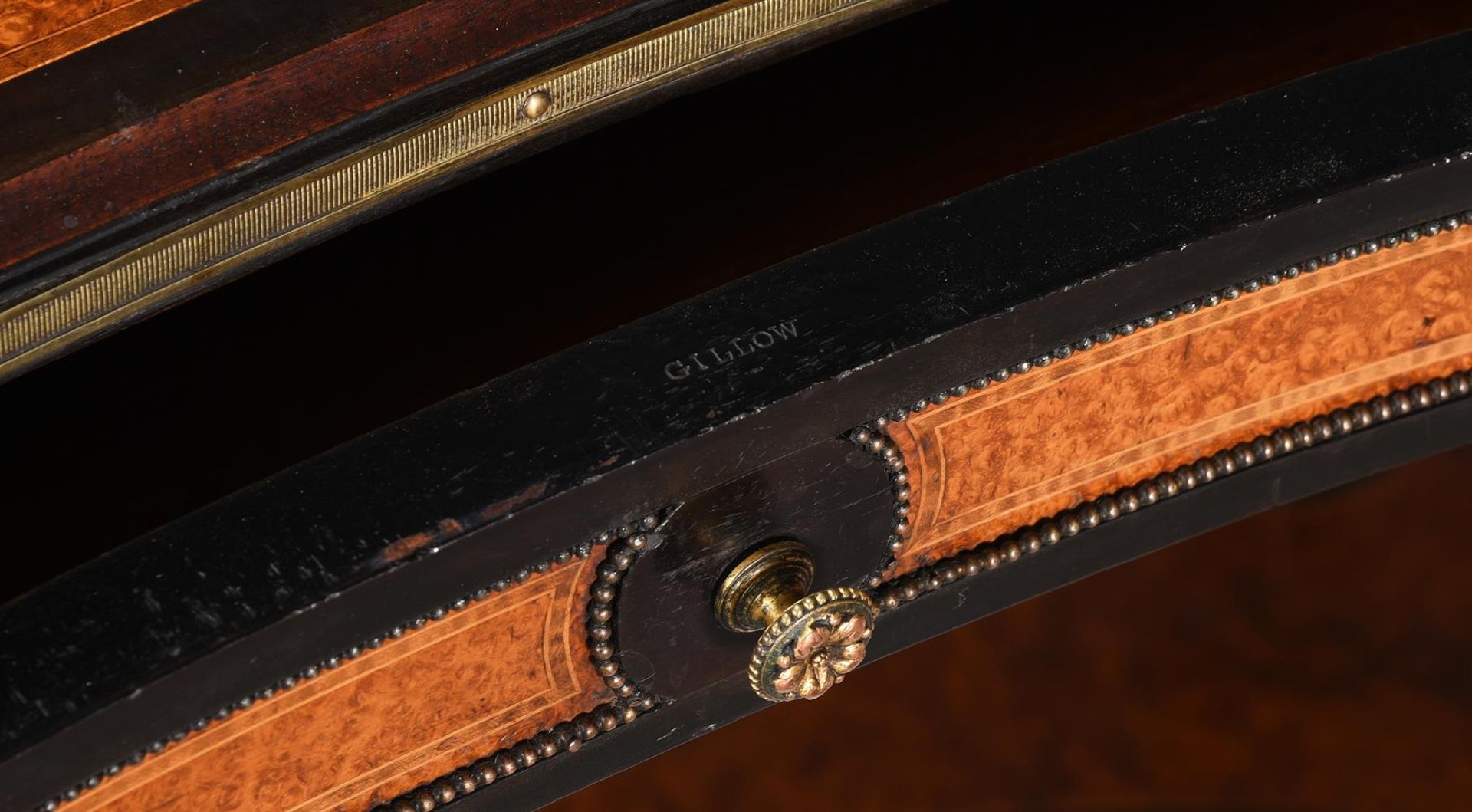 Y A VICTORIAN AMBOYNA AND EBONISED WRITING TABLE, BY GILLOW, CIRCA 1870 - Image 7 of 7