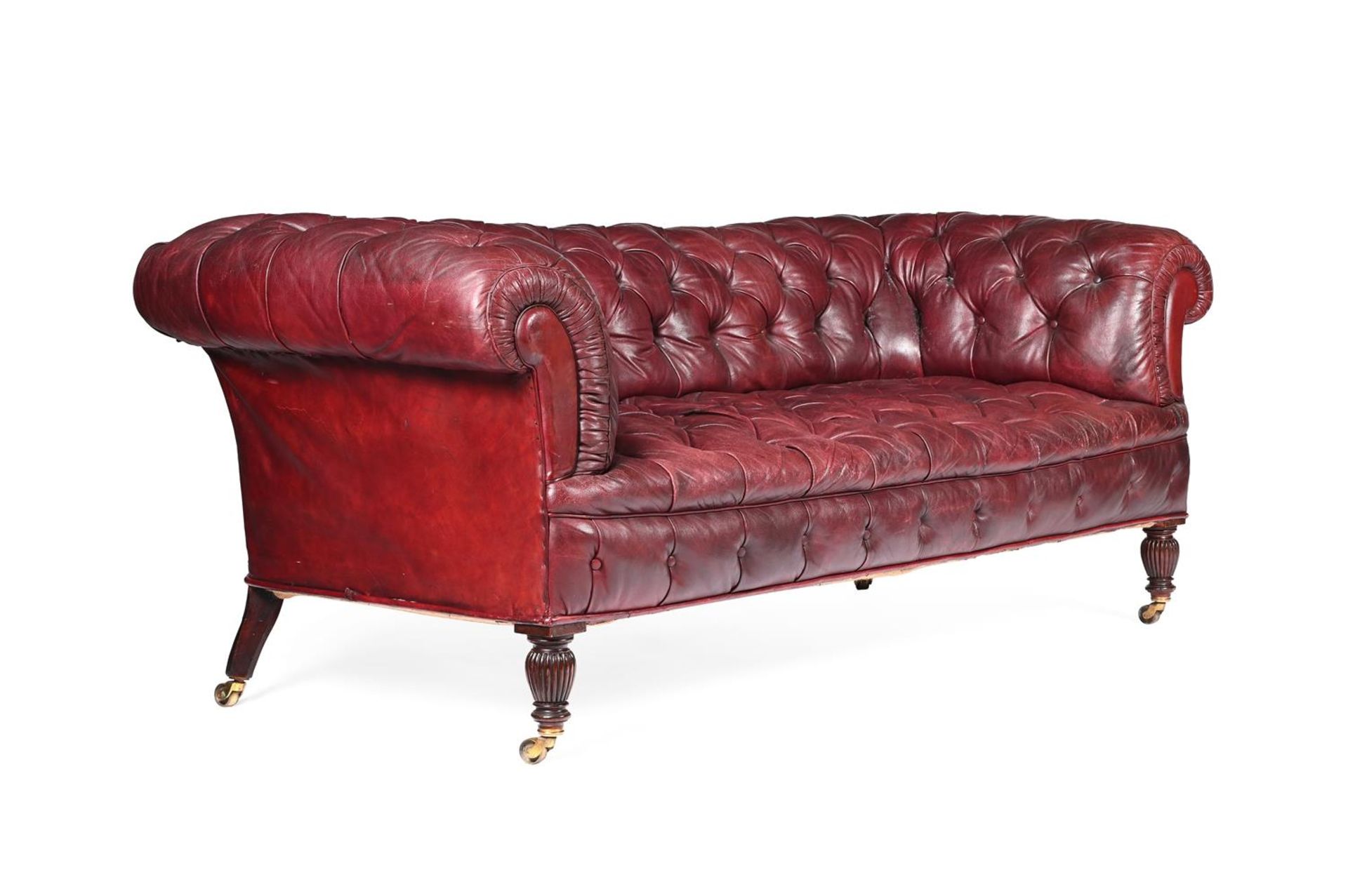 A VICTORIAN MAHOGANY AND LEATHER UPHOLSTERED CHESTERFIELD SOFA, IN THE MANNER OF JAMES SHOOLBRED - Bild 2 aus 2