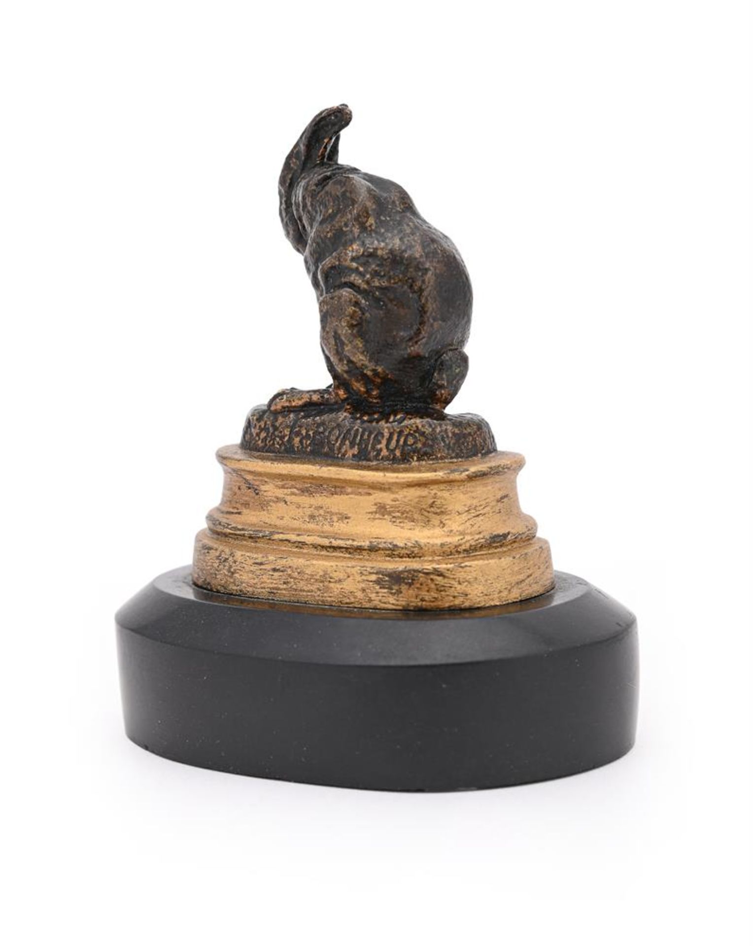 ISIDORE JULES BONHEUR (FRENCH, 1827-1901), A BRONZE AND GILT BRONZE MODEL OF A GROOMING RABBIT - Bild 3 aus 5
