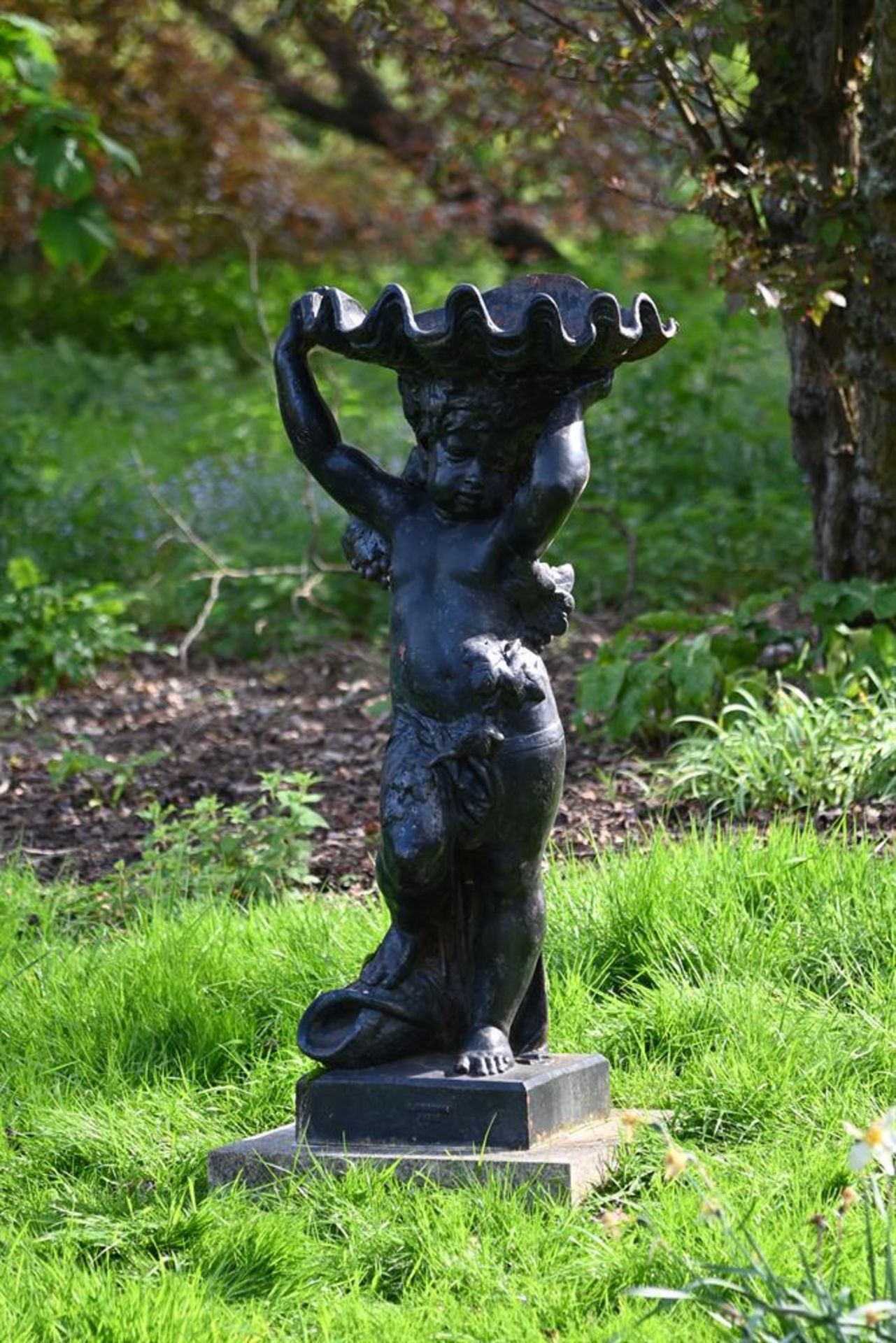 A FRENCH CAST IRON FIGURAL FOUNTAIN CAST BY ANTOINE DURENNE, CIRCA 1870 - Image 2 of 2