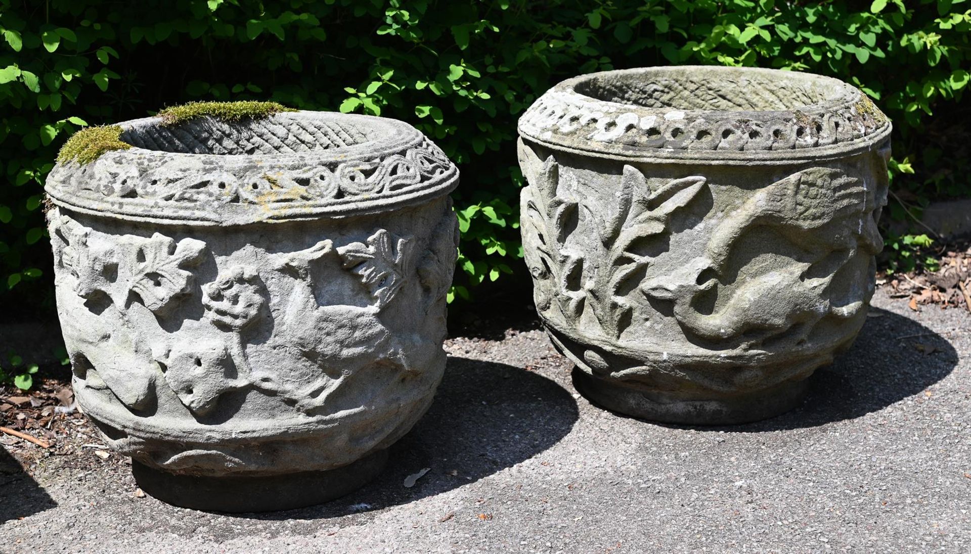 A NEAR PAIR OF CARVED STONE GARDEN POTS OR PLANTERS, LATE 19TH OR EARLY 20TH CENTURY - Image 2 of 2