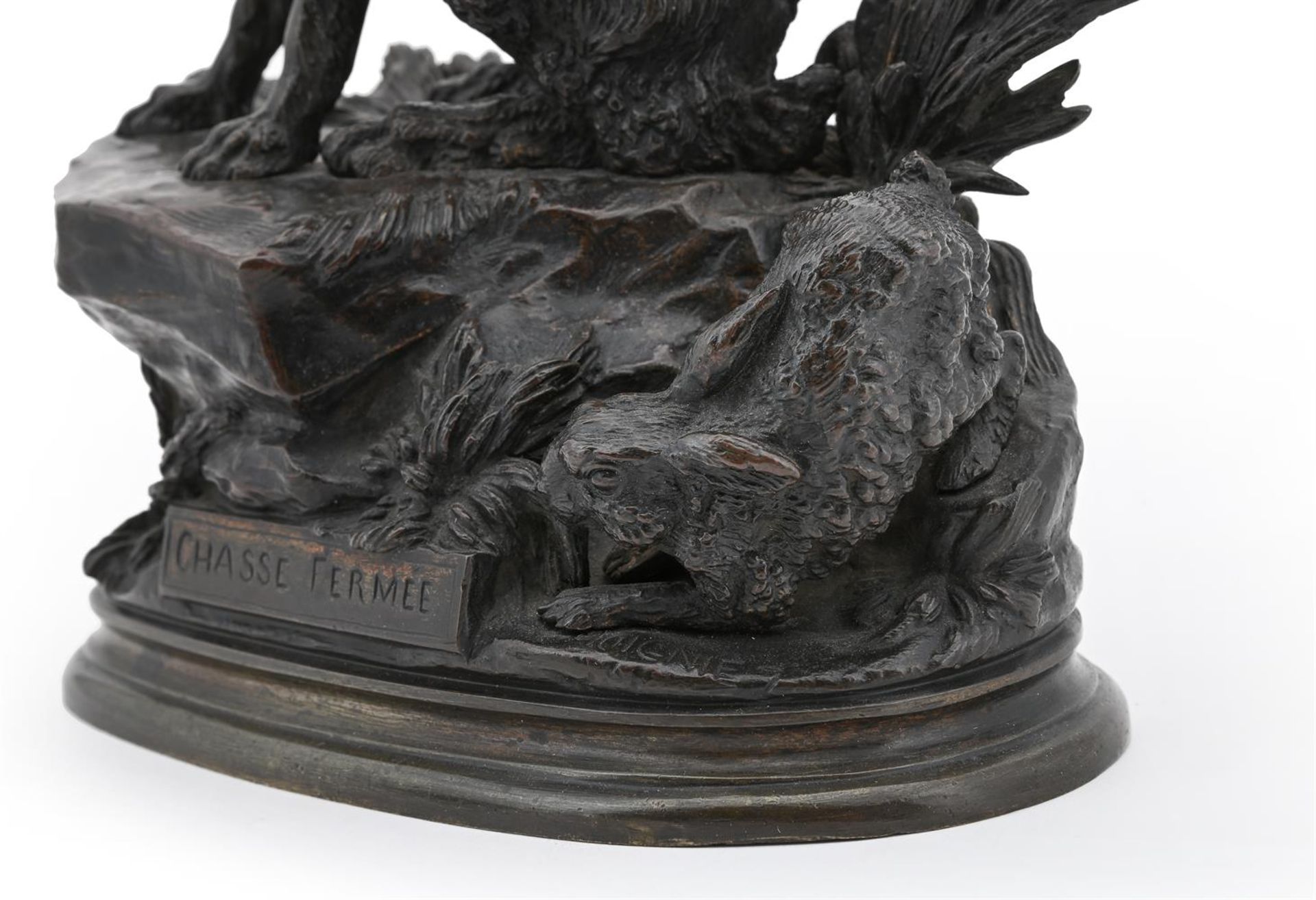 JULES MOIGNIEZ (FRENCH, 1835-1894), A RARE PAIR OF BRONZE MODELS OF HARES - Bild 3 aus 9