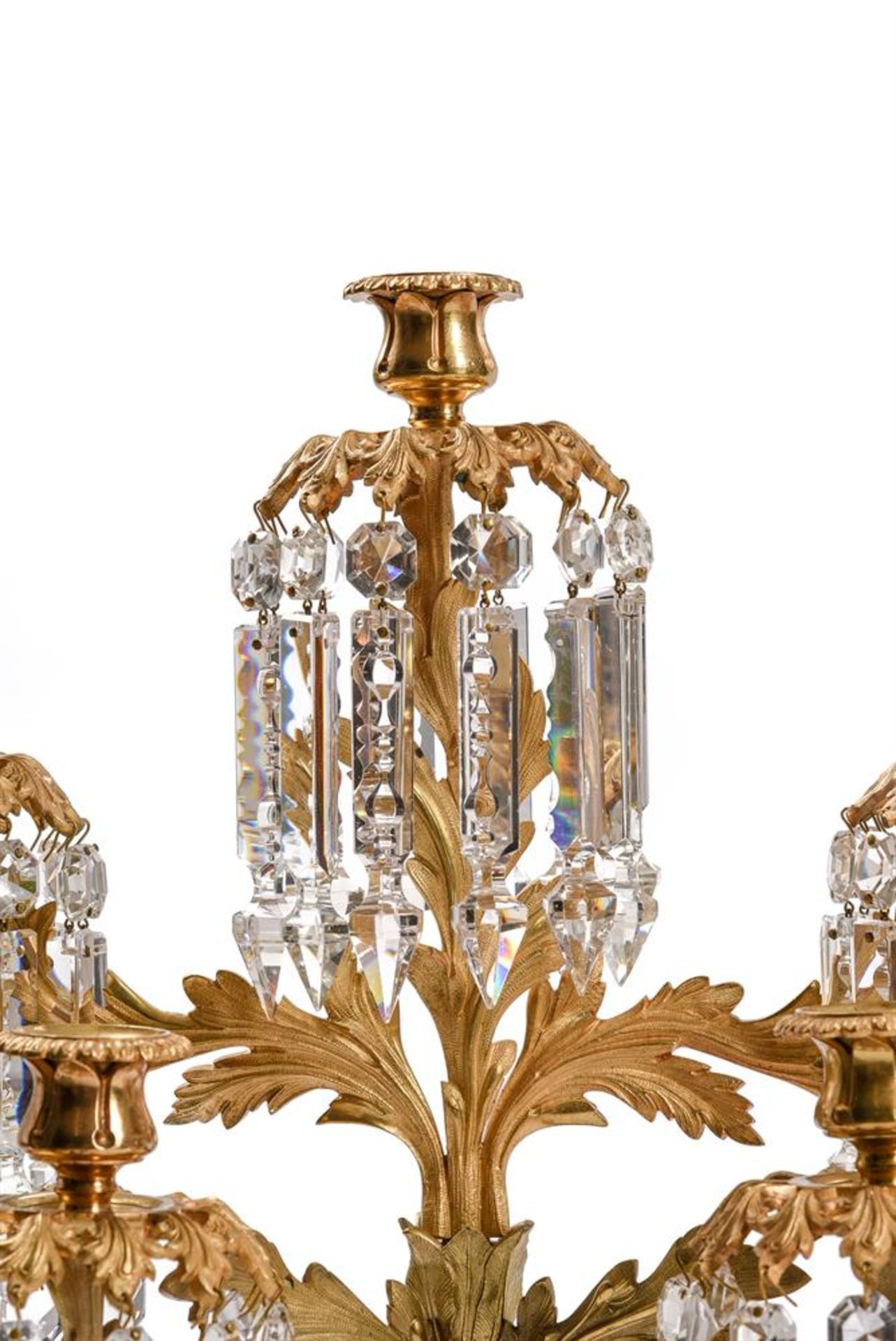 A PAIR OF FRENCH ORMOLU AND CUT GLASS CANDELABRA LATE 19TH CENTURY - Bild 3 aus 3
