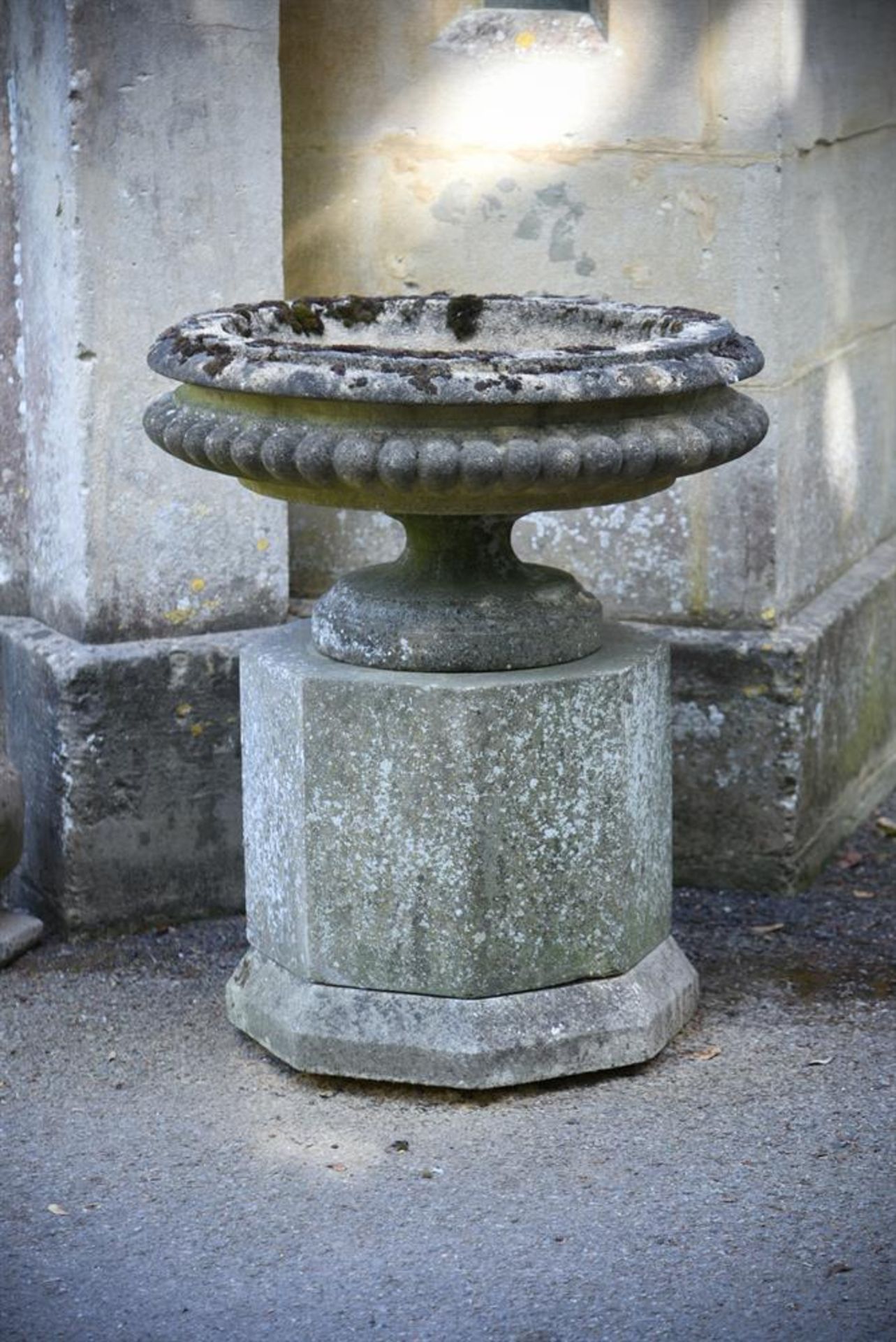 A PAIR OF COMPOSITION STONE TAZZA ON STANDS, MID/LATE 20TH CENTURY - Image 3 of 3