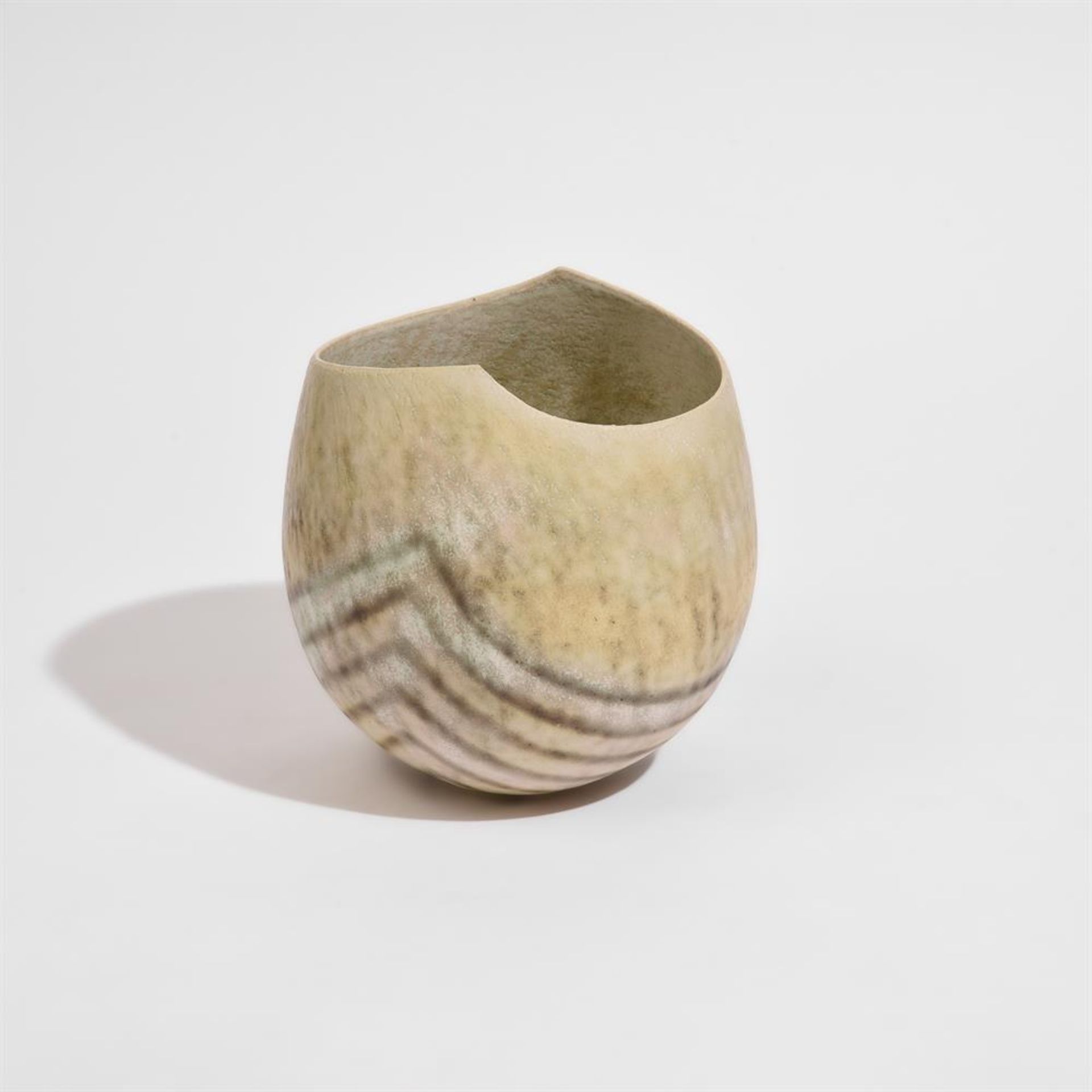 λ JOHN WARD (BRITISH 1938-2023), A GREEN AND MATT WHITE BOWL - Image 2 of 4