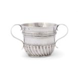 A QUEEN ANNE BRITANNIA STANDARD SILVER TWIN HANDLED PORRINGER