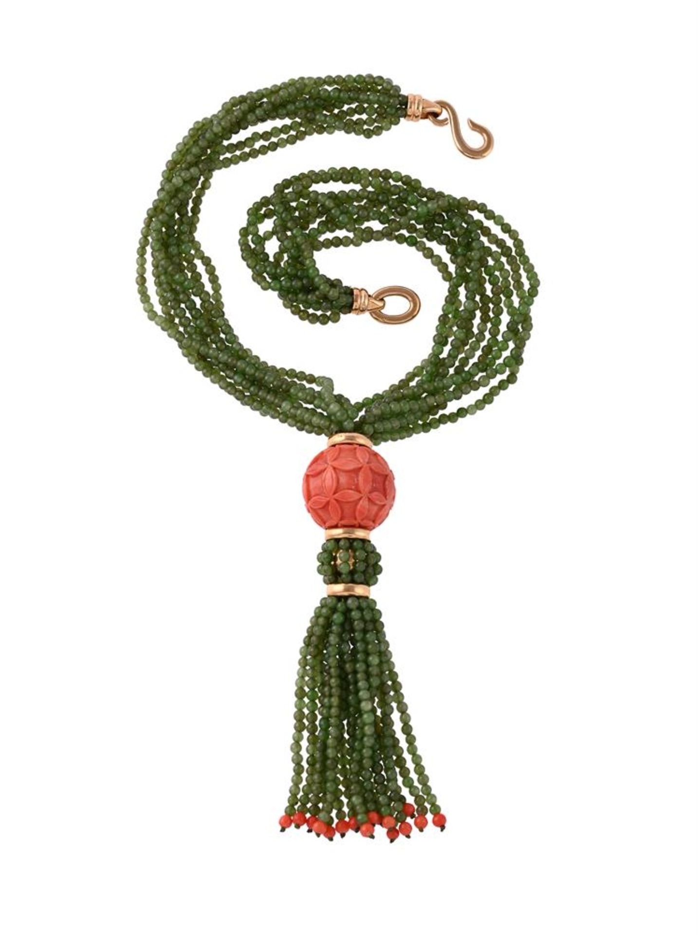 Y A FRENCH CORAL AND NEPHRITE BEAD NECKLACE