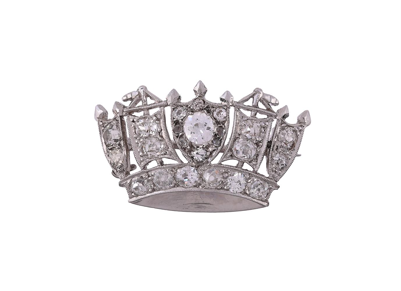 A MID 20TH CENTURY DIAMOND SET NAVAL CROWN BROOCH