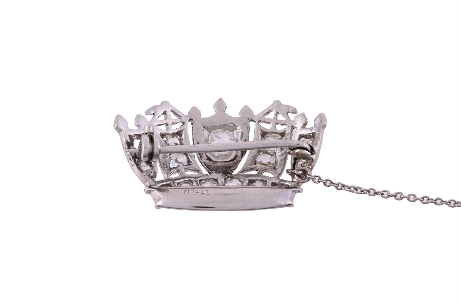 A MID 20TH CENTURY DIAMOND SET NAVAL CROWN BROOCH - Image 2 of 2