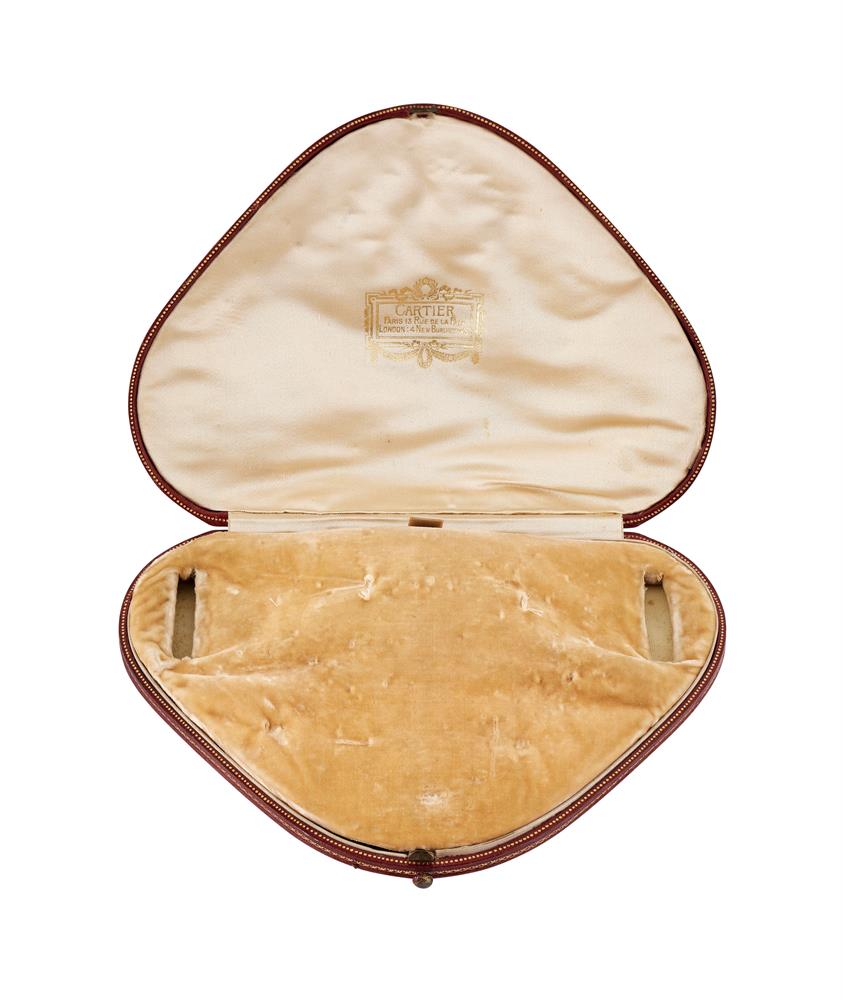CARTIER, A GILT TOOLED RED LEATHER JEWEL CASE, FIRST HALF OF THE 20TH CENTURY - Image 2 of 2