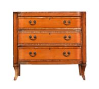 Y A SATINWOOD AND TULIPWOOD CROSSBANDED COMMODE