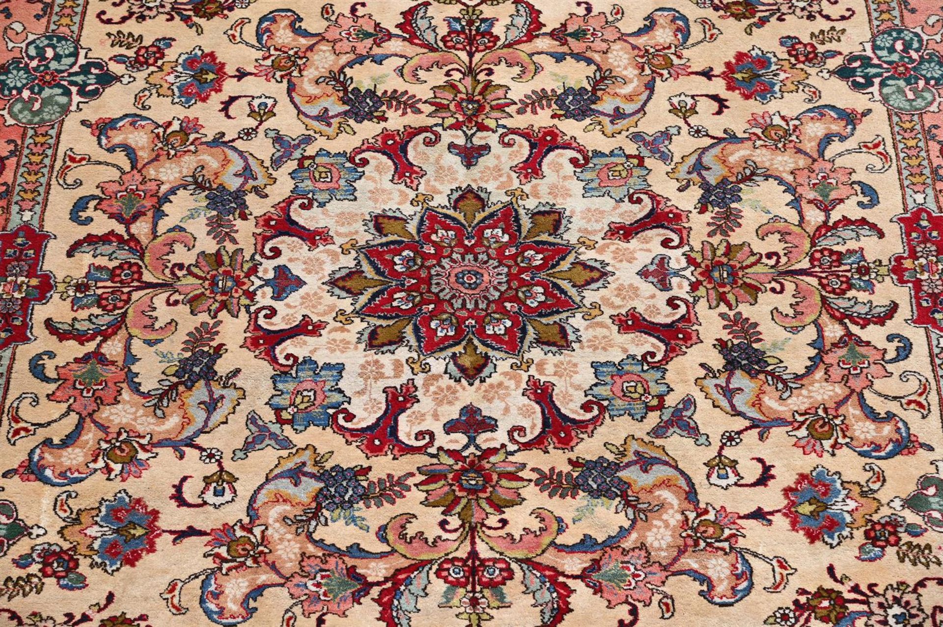A TABRIZ RUG, IN FRENCH STYLE - Image 4 of 4
