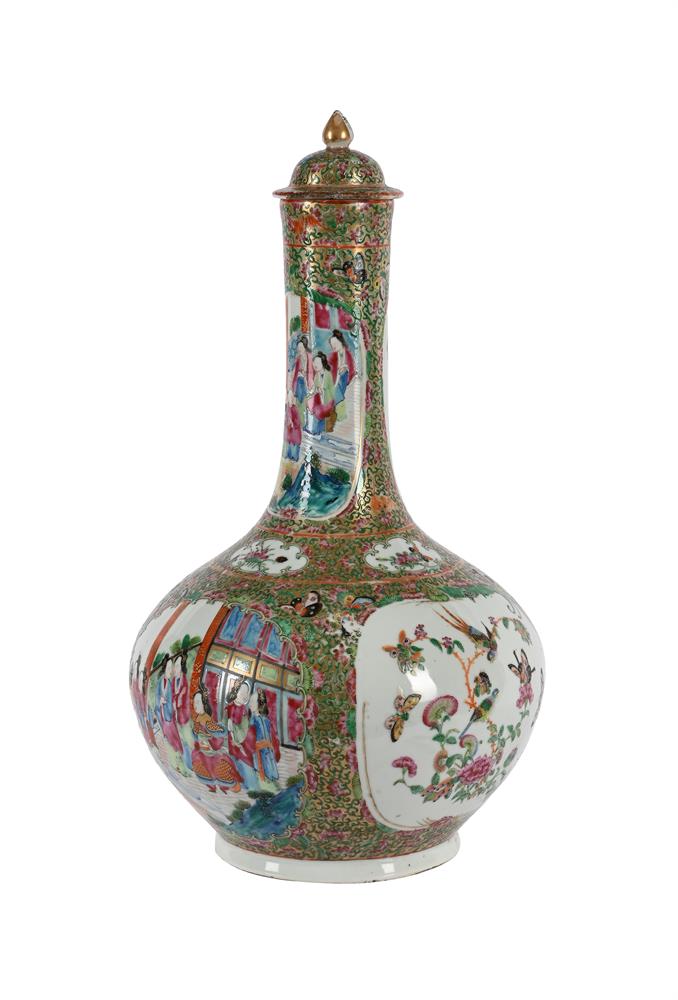 A CANTONESE FAMILLE ROSE VASE AND COVER - Image 3 of 3