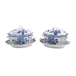 A PAIR OF WORCESTER BLUE AND WHITE SMALL TUREENS