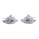 A PAIR OF WORCESTER BLUE AND WHITE SAUCE TUREENS