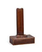 A MAHOGANY AND SATINWOOD PLATE STAND