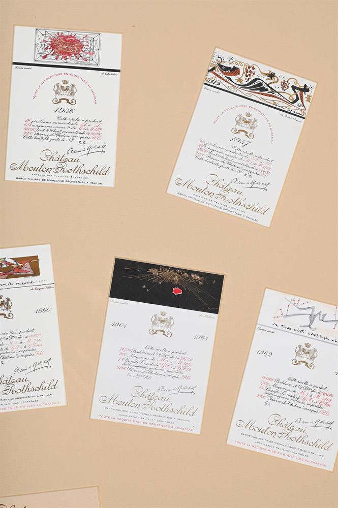 A COLLECTION OF FIVE FRAMED SETS OF MOUTON ROTHSCHILD WINE BOTTLE LABELS 1945-1989 - Image 7 of 7