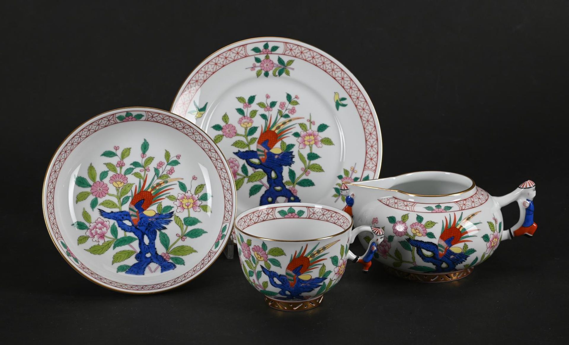 AN ASSEMBLED ORIENTAL 'EMPORER' PART TEA AND COFFEE SERVICE - Image 6 of 19