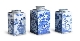 THREE CHINESE EXPORT BLUE AND WHITE SQUARE TEA CADDIES EARLY 19TH CENTURY
