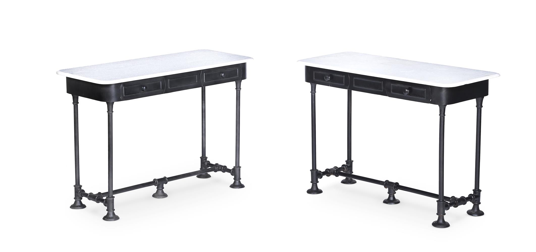 A PAIR OF BLACK PAINTED METAL AND MARBLE TOPPED SIDE TABLES, BY ANOUSKA HEMPEL
