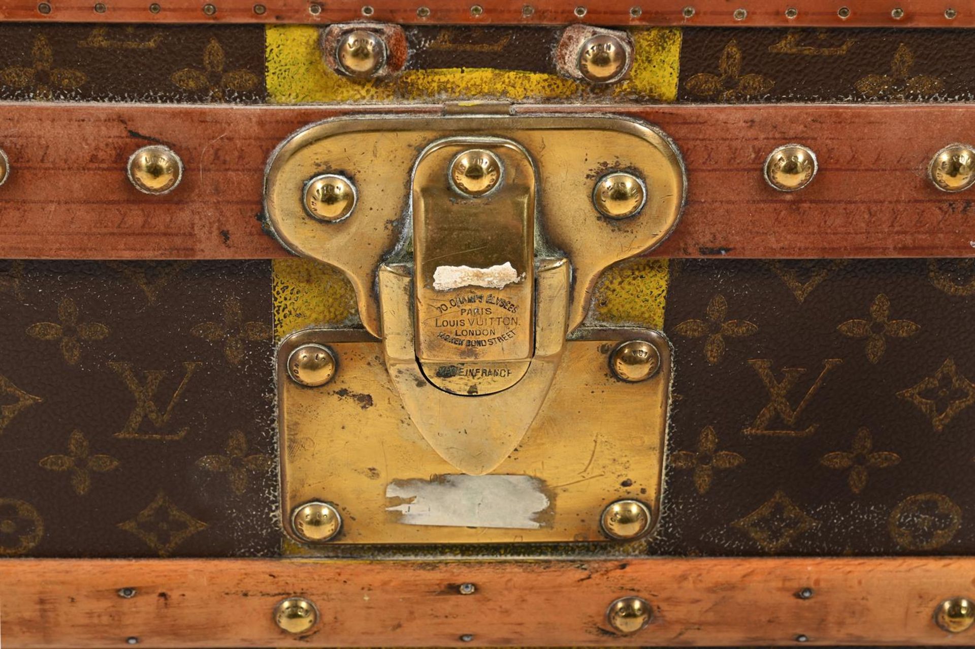 LOUIS VUITTON, A MONOGRAMMED COATED CANVAS HARD TRAVELLING TRUNK - Image 4 of 4