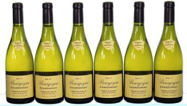 ß 2017 Domaine de la Vougeraie, Bourgogne, Terres de Famille Chardonnay - In Bond