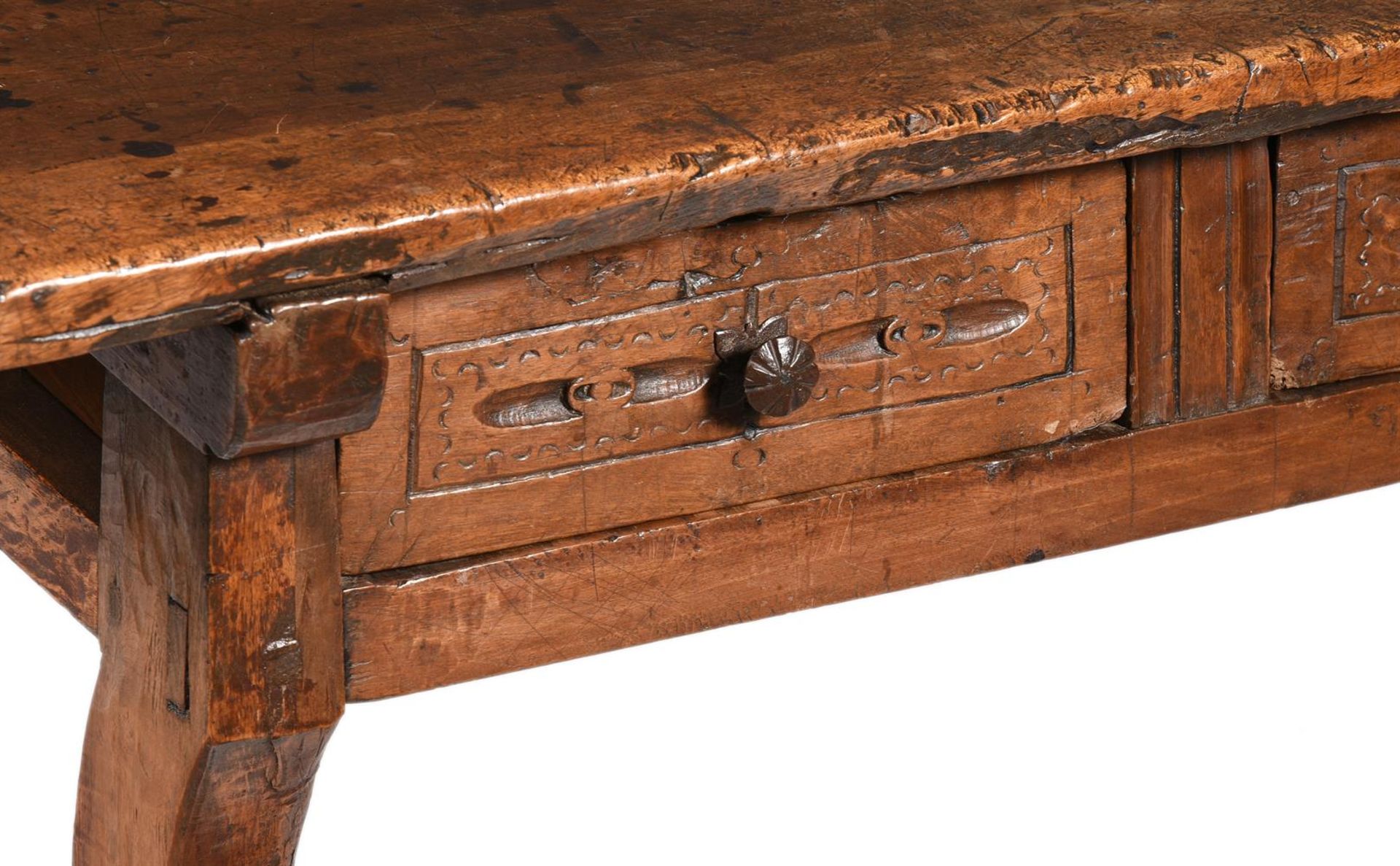 A SPANISH WALNUT WRITING OR HALL TABLE, 18TH CENTURY - Image 2 of 5
