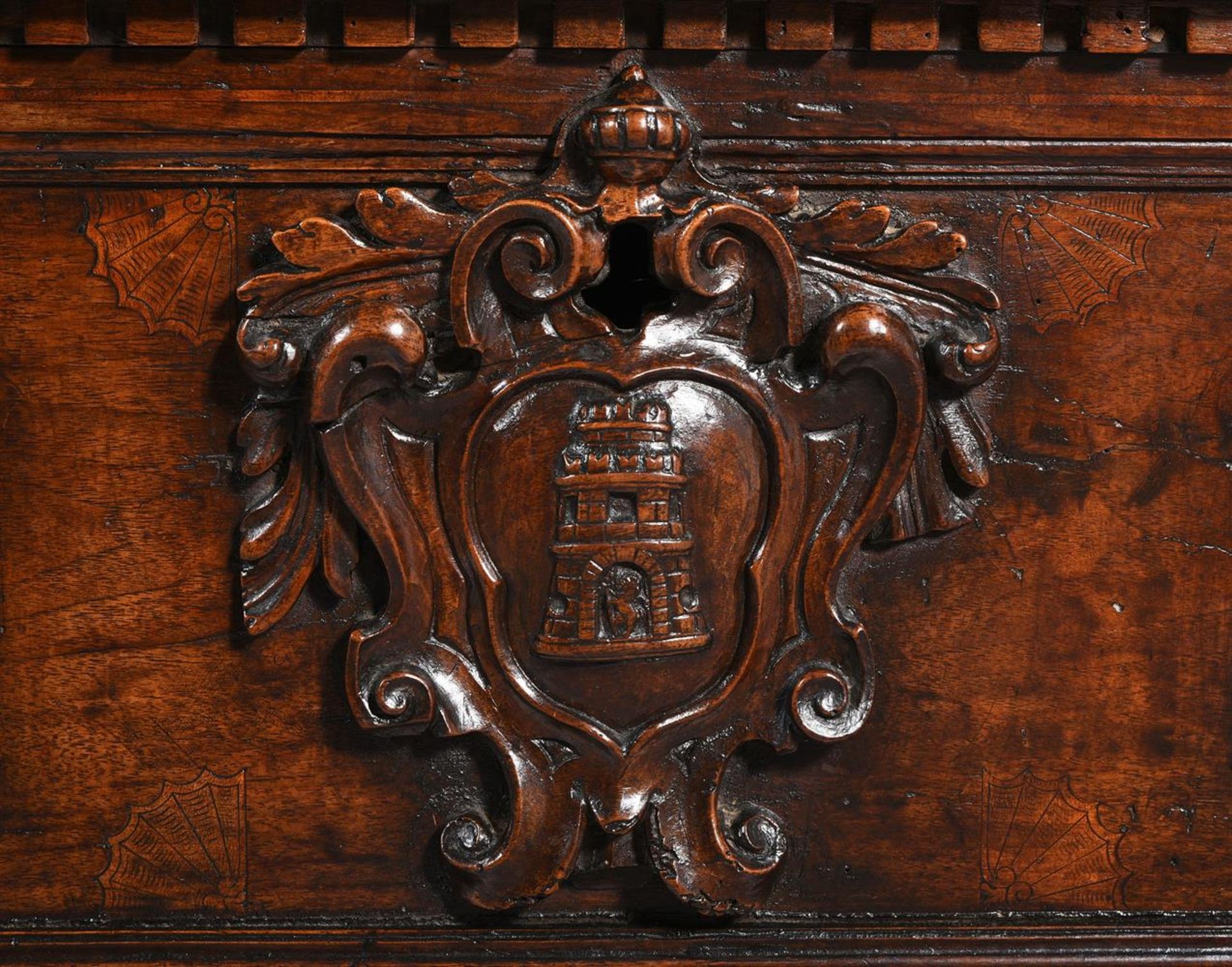 AN ITALIAN CARVED WALNUT AND INLAID CASSONE, EARLY 17TH CENTURY AND LATER ELEMENTS - Image 6 of 8
