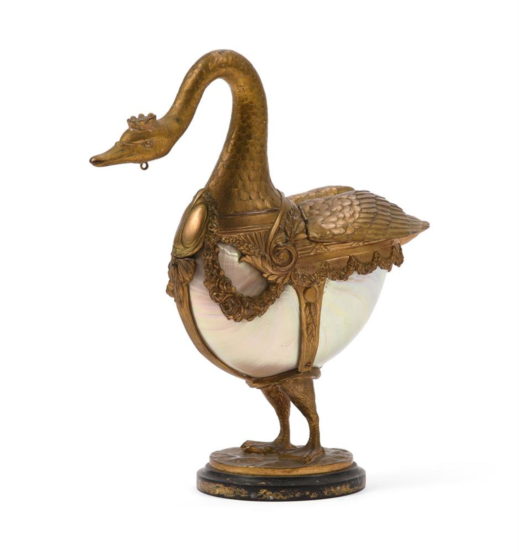 A GILT METAL MOUNTED NAUTILUS MODEL OF A SWAN, CONTINENTAL, LATE 19TH CENTURY - Image 3 of 5