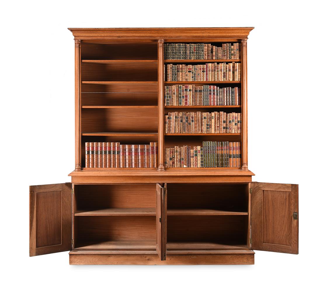 A VICTORIAN OAK LIBRARY BOOKCASE, LATE 19TH CENTURY - Image 3 of 3