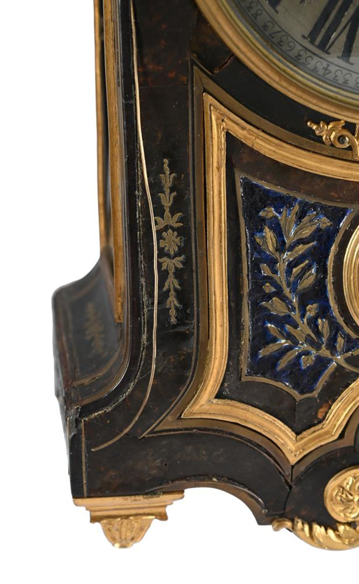 A FRENCH REGENCE BOULLE SMALL BRACKET CLOCK WITH LATER MOVEMENT, EARLY 18TH CENTURY AND LATER - Image 2 of 5
