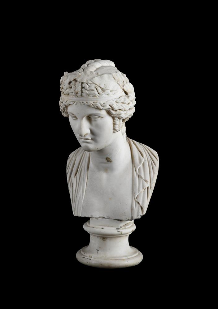 ATTRIBUTED TO GEORGE M. MILLER (1819) A CARVED WHITE MARBLE BUST OF AN EMPRESS OR GODDESS - Image 4 of 6