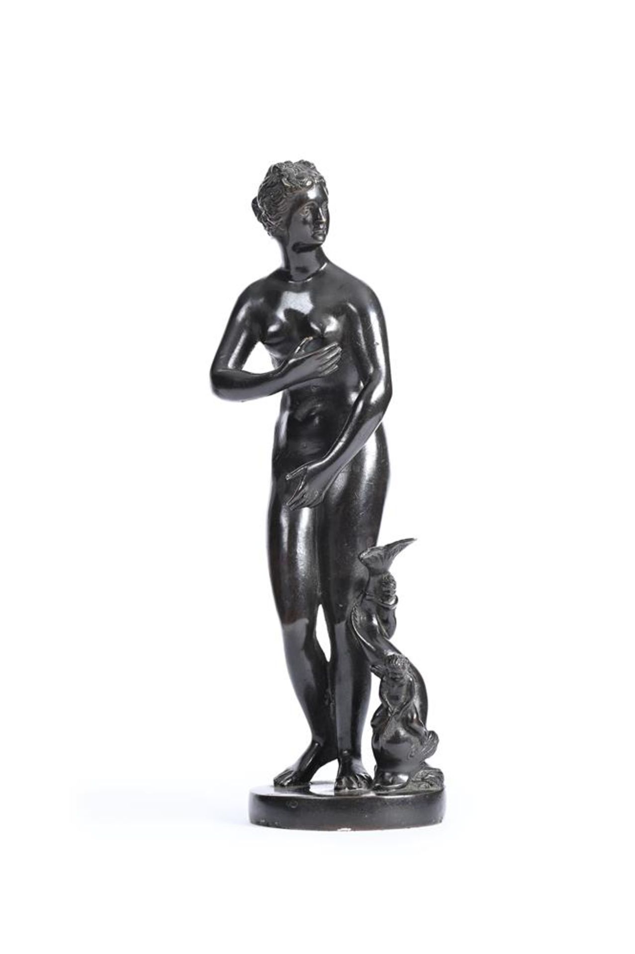 AN ITALIAN BRONZE FIGURE OF THE MEDICI VENUS, LATE 18TH OR EARLY 19TH CENTURY