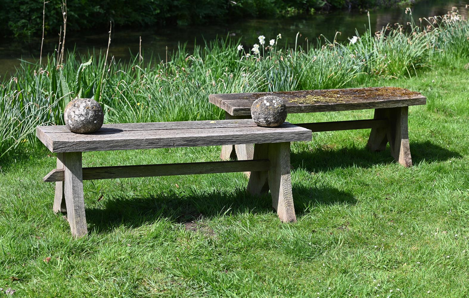 A PAIR OF OAK BENCHES, IN ARTS & CRAFTS STYLE, IN THE MANNER OF ROBERT LORIMER, 20TH CENTURY - Image 2 of 2