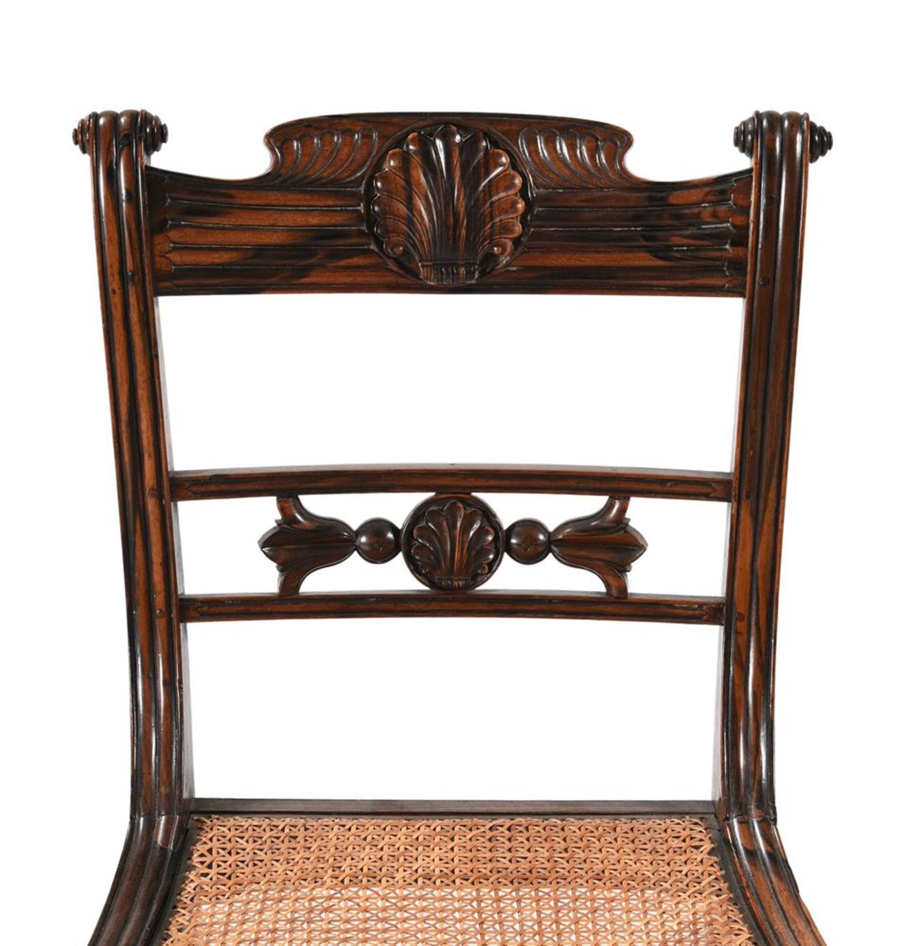 Y A PAIR OF CEYLONESE CARVED EBONY SIDE CHAIRS, SECOND QUARTER 19TH CENTURY - Bild 2 aus 4