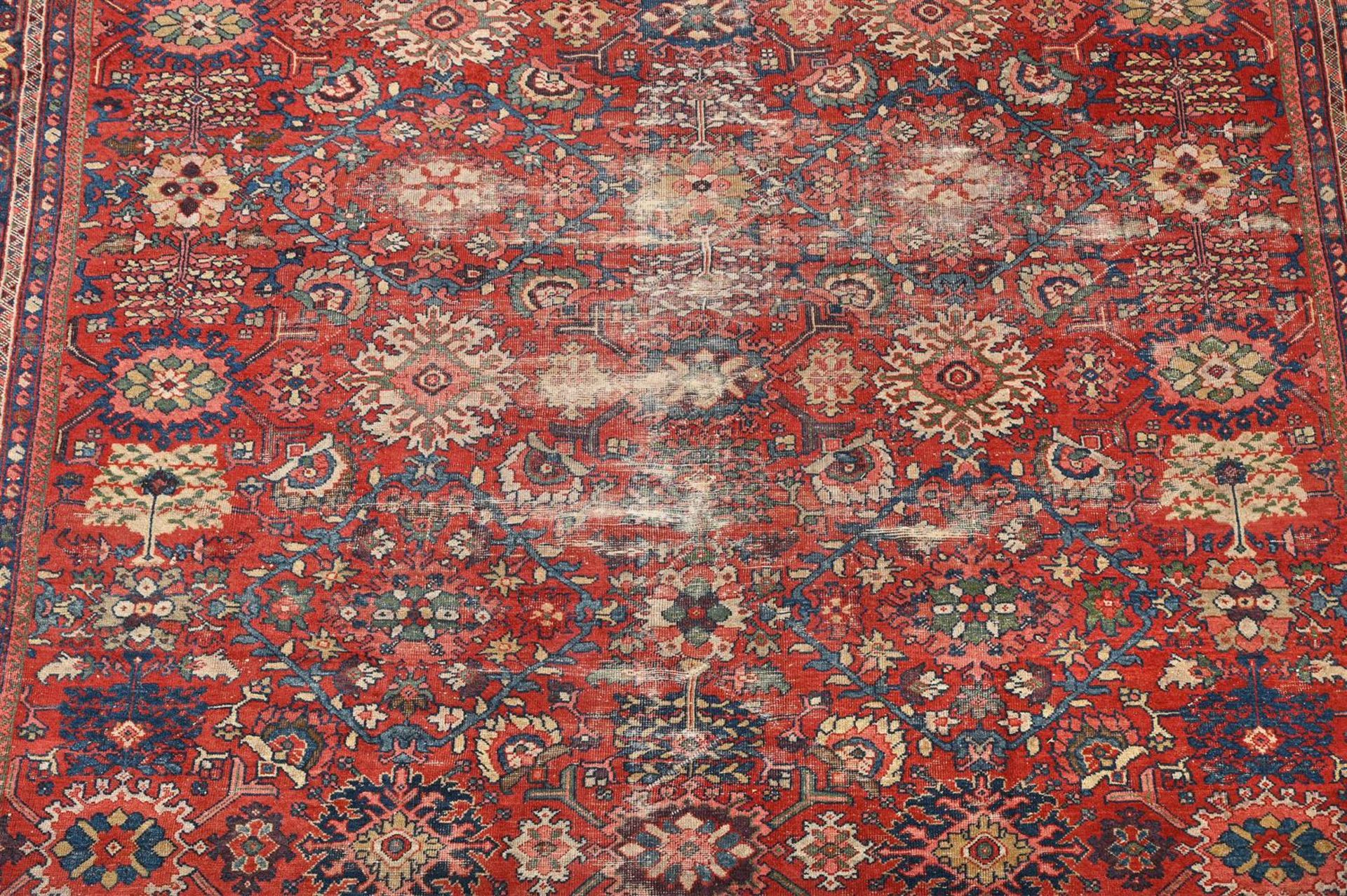 A ZIEGLER MAHAL CARPET, CIRCA 1890, approximately 375 x 271cm - Bild 2 aus 3