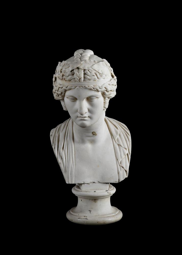 ATTRIBUTED TO GEORGE M. MILLER (1819) A CARVED WHITE MARBLE BUST OF AN EMPRESS OR GODDESS - Image 3 of 6