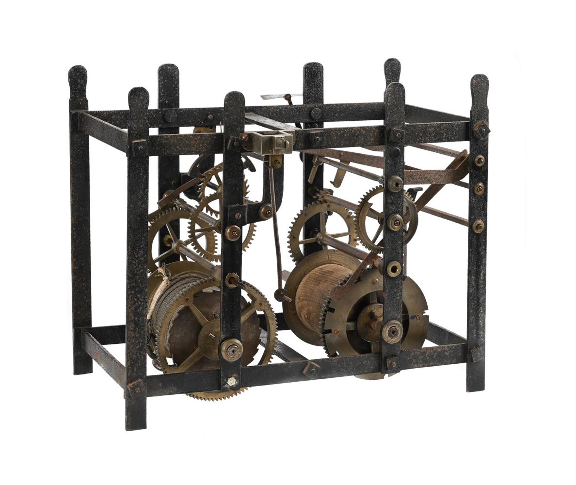 AN ENGLISH WROUGHT IRON AND BRASS TURRET CLOCK MOVEMENT TOGETHER WITH AN EARLIER ‘SETTING DIAL’ - Bild 2 aus 4