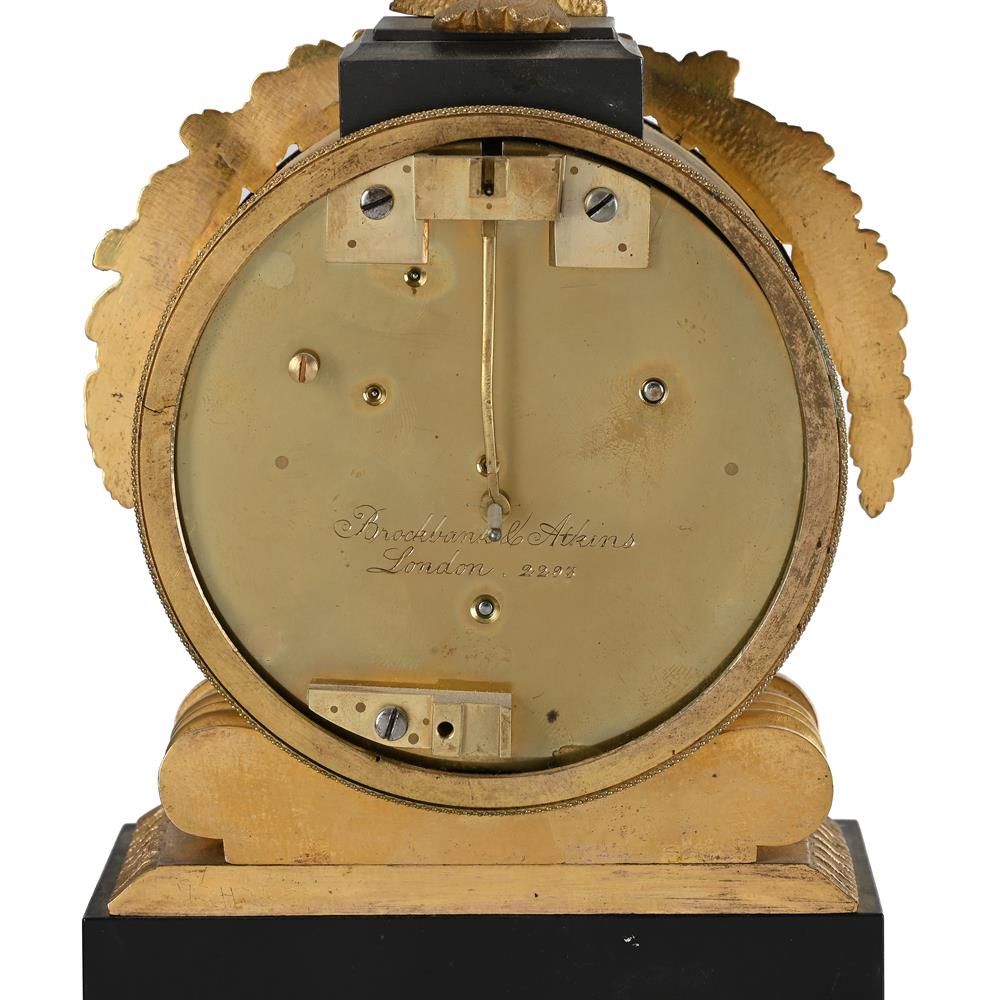 A REGENCY ORMOLU AND BLACK MARBLE SMALL ‘DRUM-HEAD’ MANTEL TIMEPIECE - Image 4 of 4