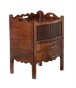 A GEORGE III MAHOGANY SERPENTINE FRONTED NIGHT COMMODE