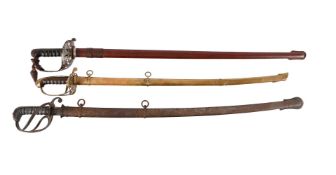 A LATE VICTORIAN BRITISH CAVALRY OFFICER'S 1896 PATTERN SWORD AND LEATHER CAMPAIGN SCABBARD WITH LEA