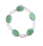 A MID 20TH CENTURY JADEITE JADE BRACELET